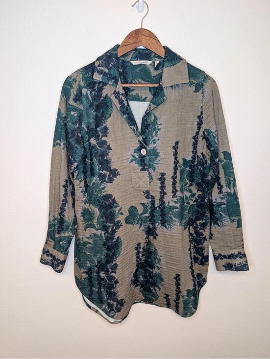 Soft Surroundings Tops - Soft Surroundings Floral Green Cotton Long Sleeve V-Neck Collar Blouse Top Sz S
